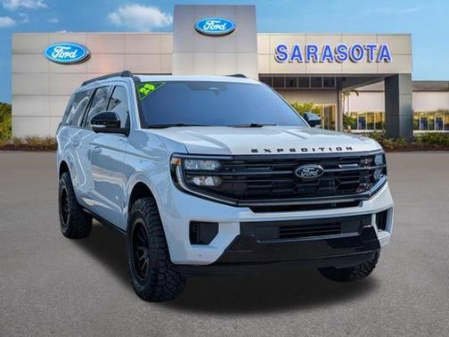SPACE SILVER METALLIC 2025 Ford Expedition Max Platinum