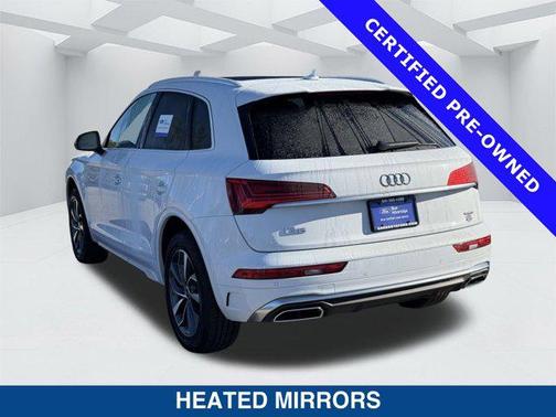 2022 Audi Q5 45 S line Premium Plus