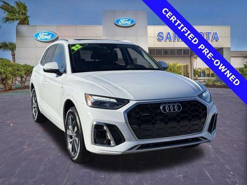 2022 Audi Q5 45 S line Premium Plus