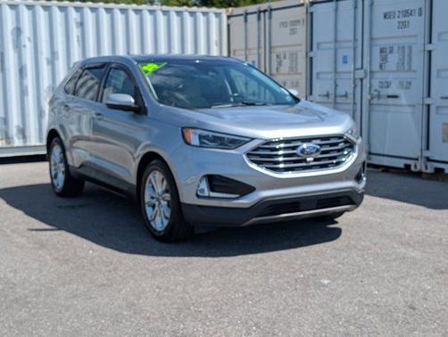 ICONIC SILVER 2020 Ford Edge Titanium