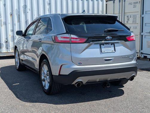 ICONIC SILVER 2020 Ford Edge Titanium