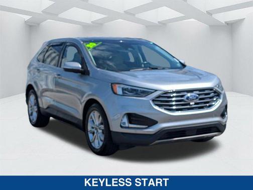 ICONIC SILVER 2020 Ford Edge Titanium