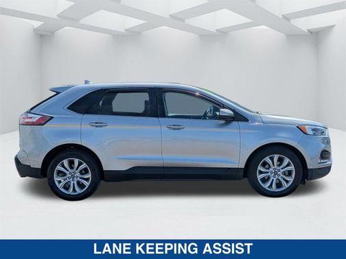 ICONIC SILVER 2020 Ford Edge Titanium