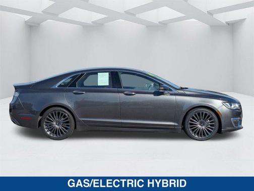 2017 Lincoln MKZ Hybrid Reserve