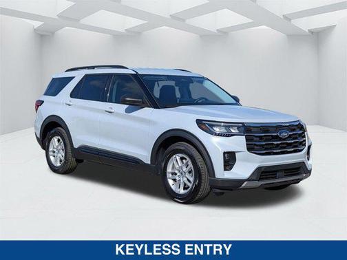 SPACE WHITE METALLIC 2026 Ford Explorer Active w/200A Pkg
