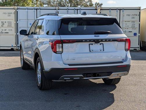 SPACE WHITE METALLIC 2026 Ford Explorer Active w/200A Pkg