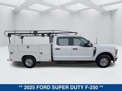 2025 Ford F-250 XL