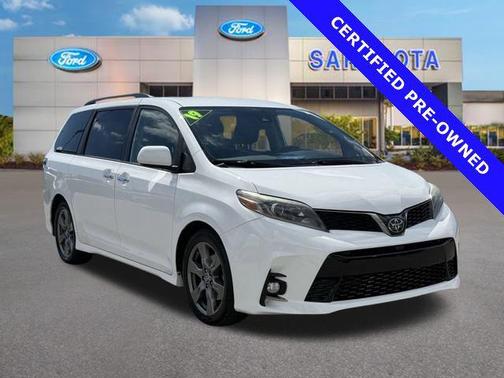 2019 Toyota Sienna SE Premium