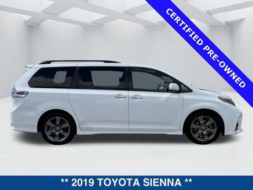 2019 Toyota Sienna SE Premium