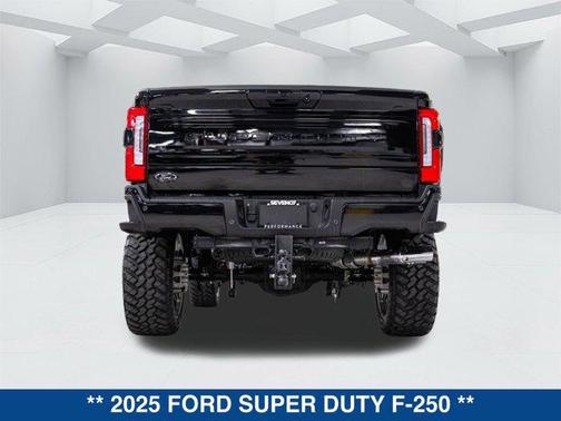 2025 Ford F-250 Platinum