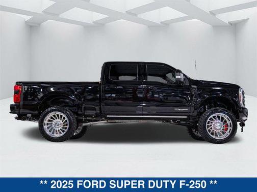 2025 Ford F-250 Platinum
