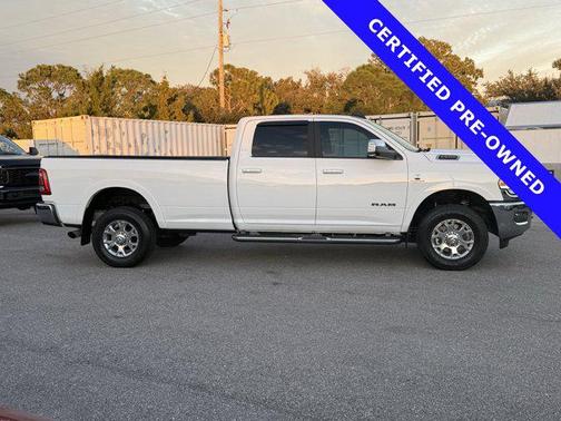 2020 RAM 2500 Laramie Crew Cab 4X4 8' Box