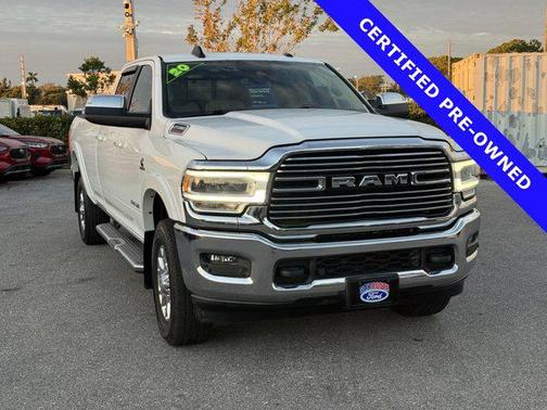 2020 RAM 2500 Laramie Crew Cab 4X4 8' Box