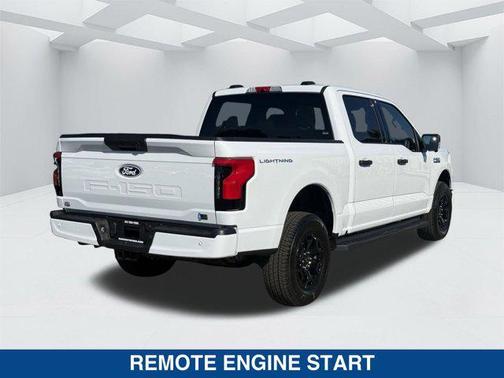 2025 Ford F-150 Lightning XLT