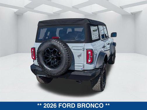 AVALANCHE GRAY 2026 Ford Bronco Badlands