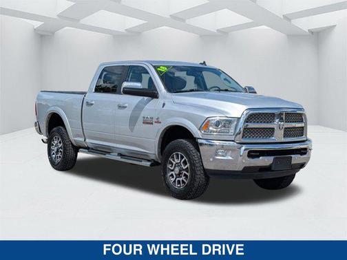 Bright Silver Metallic Clearcoat 2018 RAM 2500 Laramie Crew Cab 4x4 6'4' Box