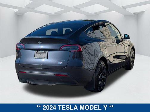 2024 Tesla Model Y Long Range Dual Motor All-Wheel Drive