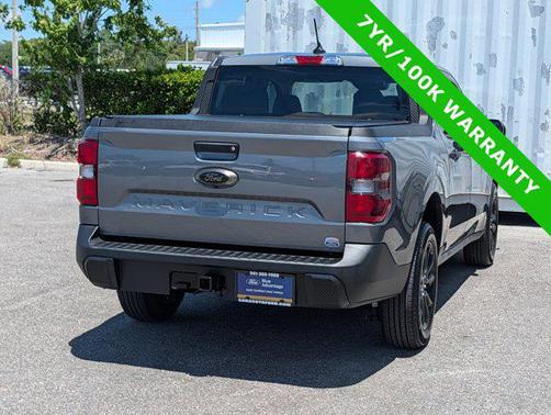 CARBONIZED GRAY METALLIC 2024 Ford Maverick XLT