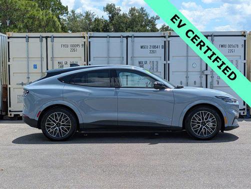 GLACIER GRAY MET TRI-COAT 2025 Ford Mustang Mach-E Premium