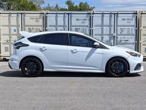2017 Ford Focus RS Base