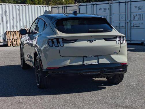 2025 Ford Mustang Mach-E Premium