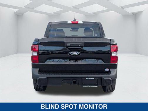 SHADOW BLACK 2026 Ford Maverick Lariat