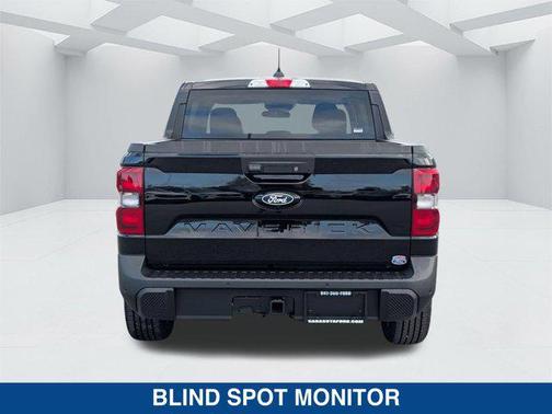 SHADOW BLACK 2026 Ford Maverick Lariat