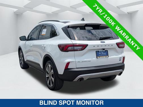 STAR WHITE METALLIC TRI-COAT 2023 Ford Escape Platinum
