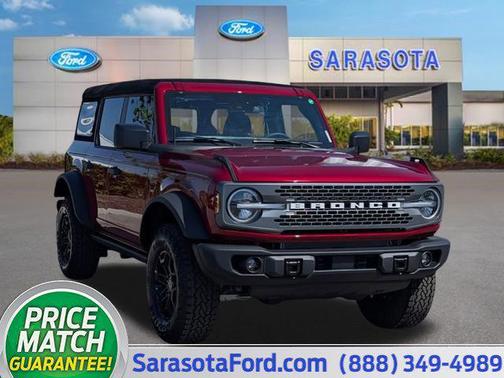 RUBY RED MET TNTD CLEARCOAT 2026 Ford Bronco Badlands