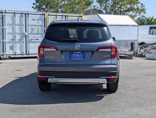 2020 Honda Pilot Touring 8-Passenger