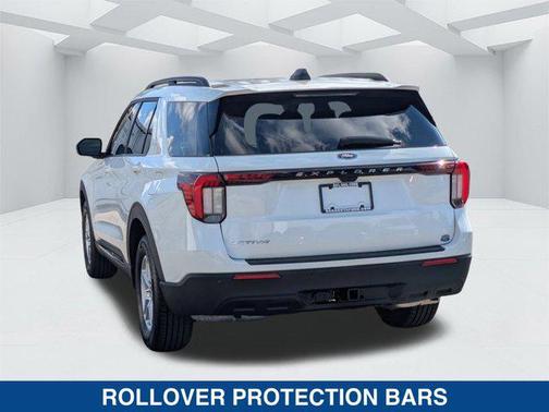 STAR WHITE MET TRI-COAT 2026 Ford Explorer Active