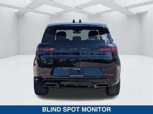 2024 Land Rover Range Rover Sport SE