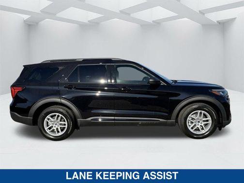 AGATE BLACK METALLIC 2026 Ford Explorer Active