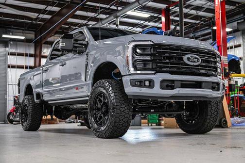 2026 Ford F-250 Platinum
