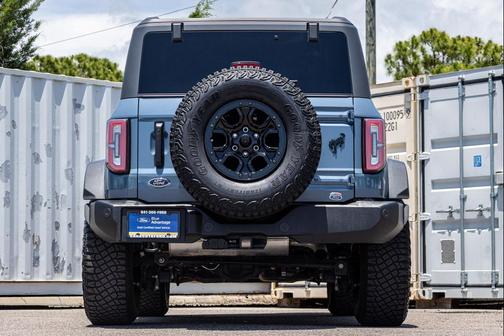 AZURE GRAY MET TRI-COAT 2024 Ford Bronco Wildtrak