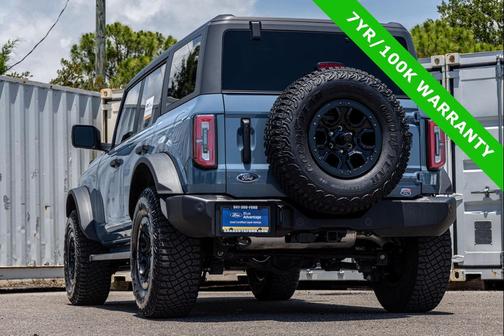 AZURE GRAY MET TRI-COAT 2024 Ford Bronco Wildtrak