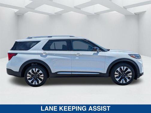 STAR WHITE MET TRI-COAT 2026 Ford Explorer Platinum