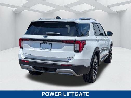 STAR WHITE MET TRI-COAT 2026 Ford Explorer Platinum