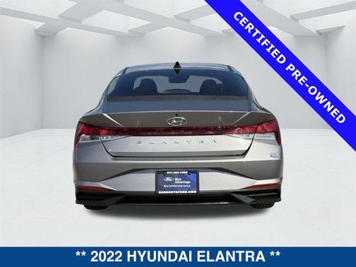 2022 Hyundai ELANTRA SEL