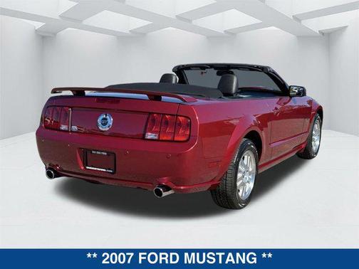 2007 Ford Mustang GT Premium