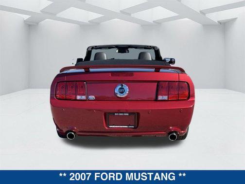 2007 Ford Mustang GT Premium