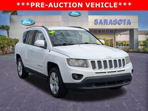Bright White Clearcoat 2014 Jeep Compass Latitude