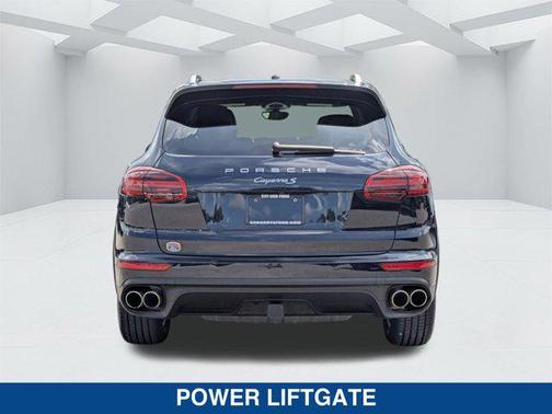 2018 Porsche Cayenne S