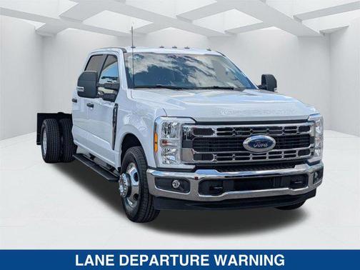 OXFORD WHITE 2026 Ford F-350 XL