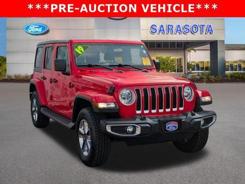 Firecracker Red Clearcoat 2019 Jeep Wrangler Unlimited Sahara