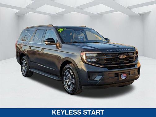 2025 Ford Expedition Max Active 4x4
