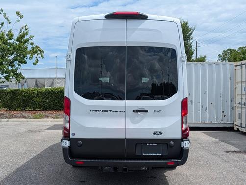 OXFORD WHITE 2026 Ford Transit-350 XLT