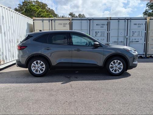 Carbonized Gray Metallic 2025 Ford Escape Active