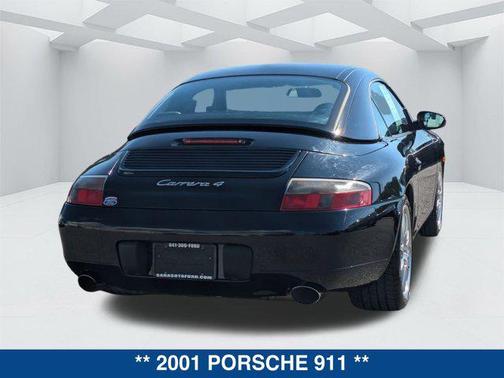 2001 Porsche 911 Carrera 4