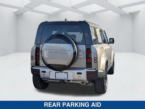 2025 Land Rover Defender 110 P400 S